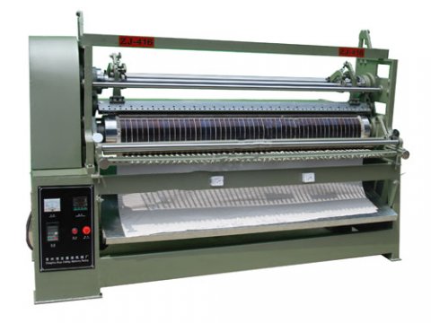 壓折機(jī)對(duì)服裝行業(yè)的運(yùn)作方式的影響(圖1) 壓折機(jī)對(duì)服裝行業(yè)的運(yùn)作方式的影響(圖1)