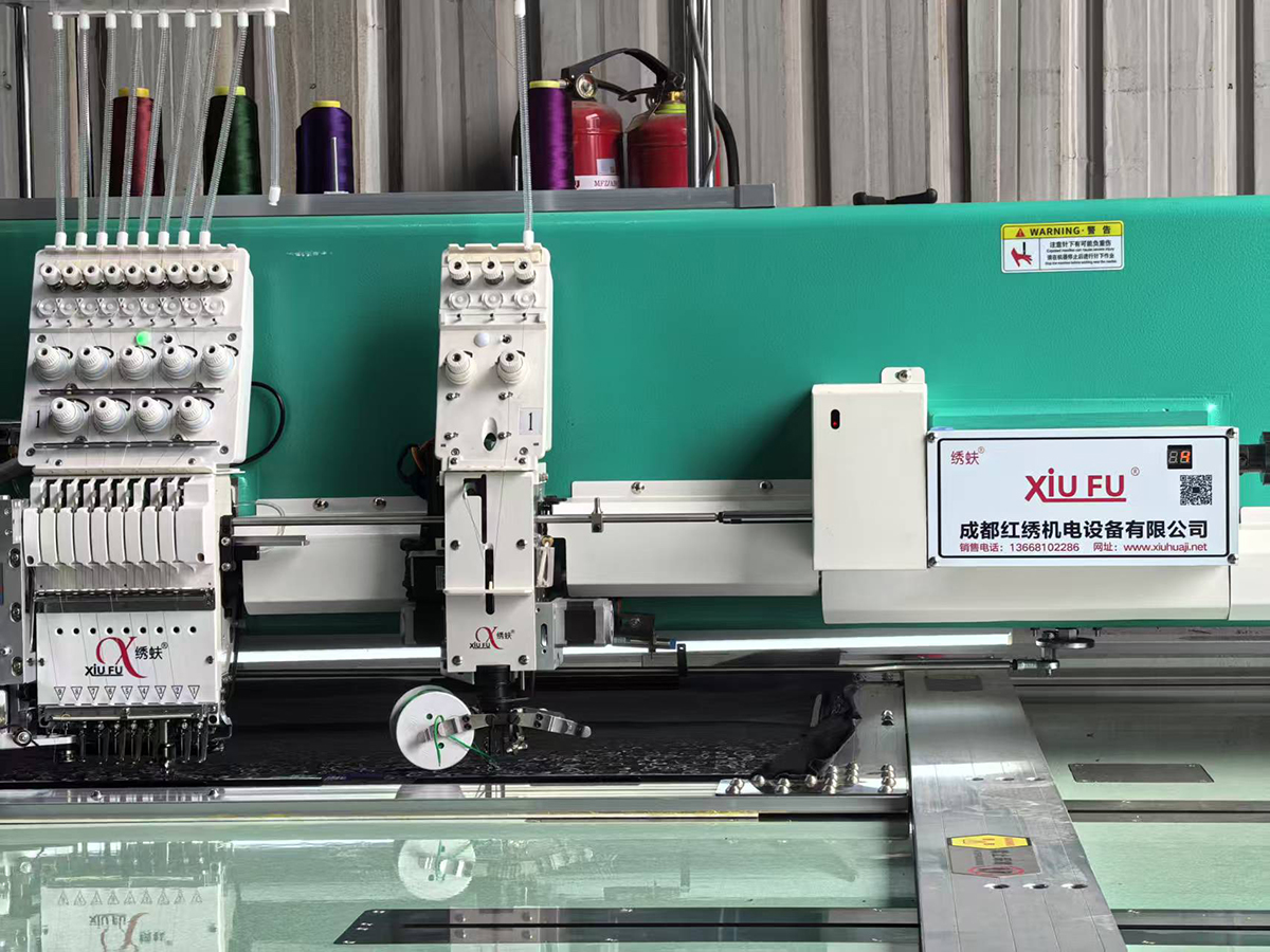 繡蚨毛巾繡二合一高速繡花機(jī)(圖5)