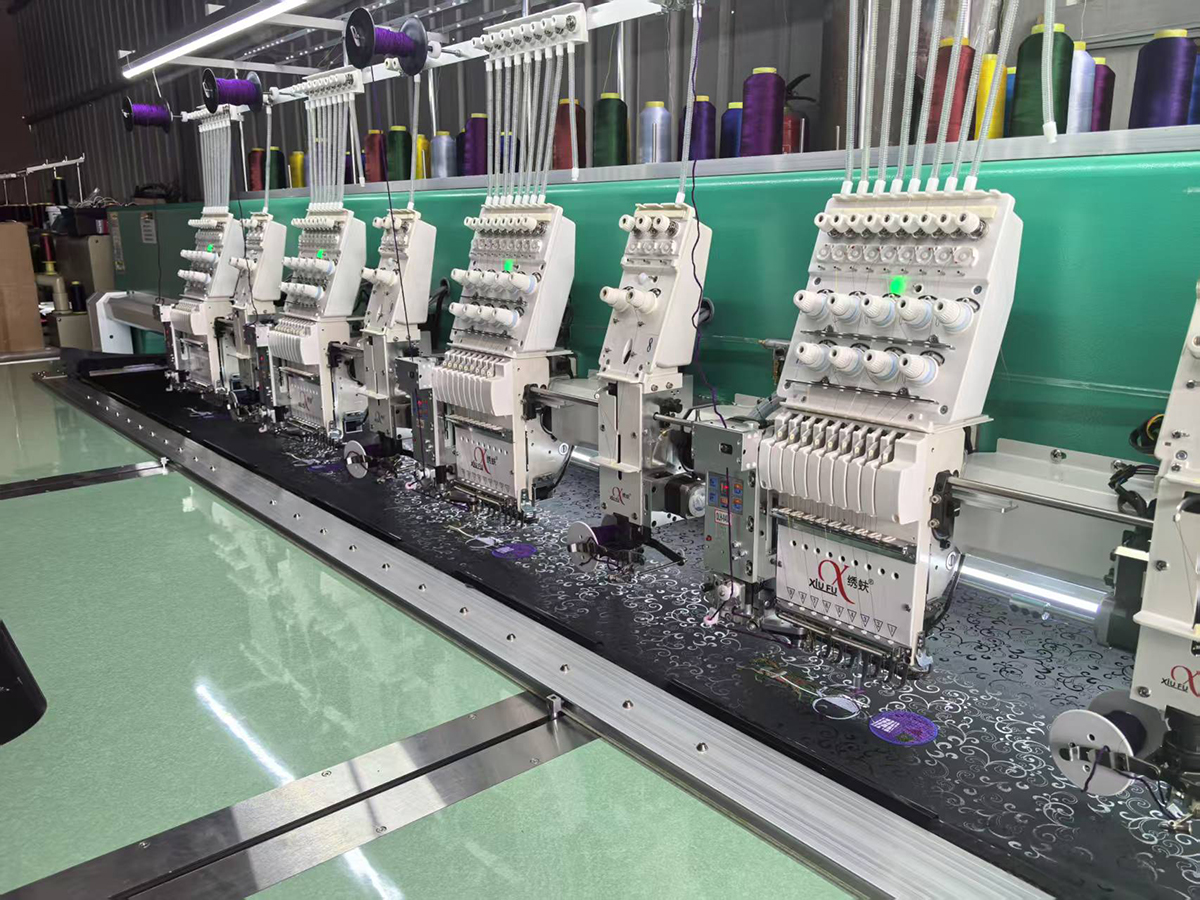 繡蚨毛巾繡二合一高速繡花機(jī)(圖7)